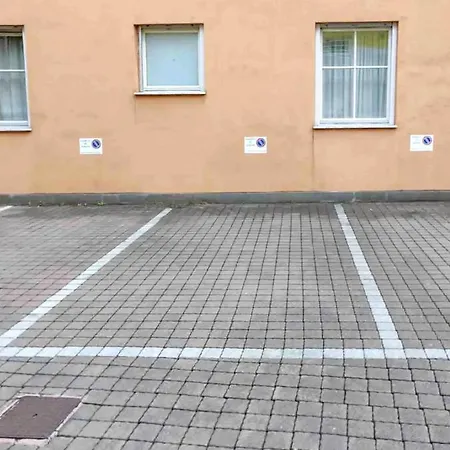 Appartamento Comodo [trento Centro] Il Duomo Bianco